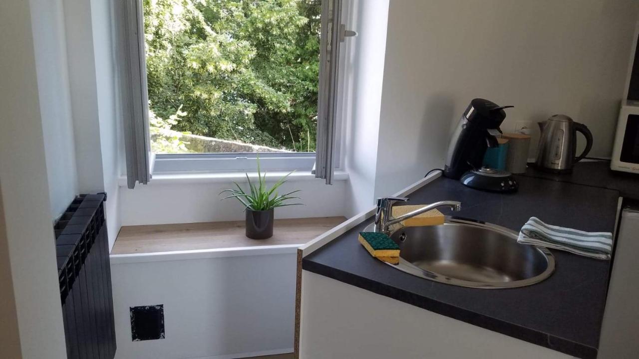 Appartement Confort Deux Etoiles Dole Eksteriør bilde