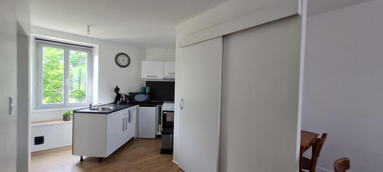 Appartement Confort Deux Etoiles Dole Eksteriør bilde