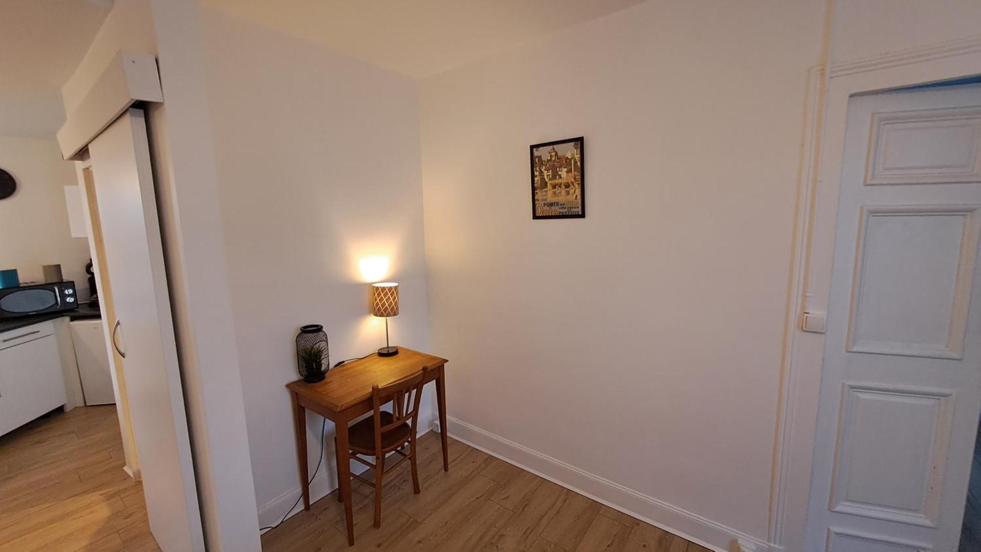 Appartement Confort Deux Etoiles Dole Eksteriør bilde